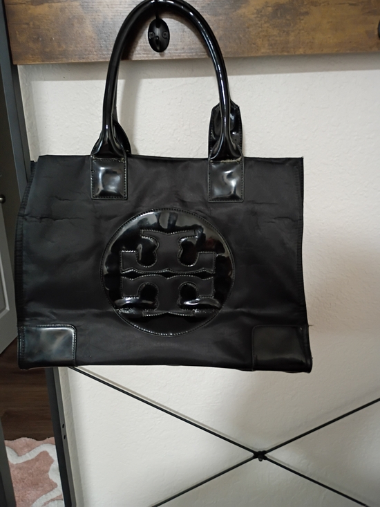 Tory Burch Handbags - Tory Burch Black Tote